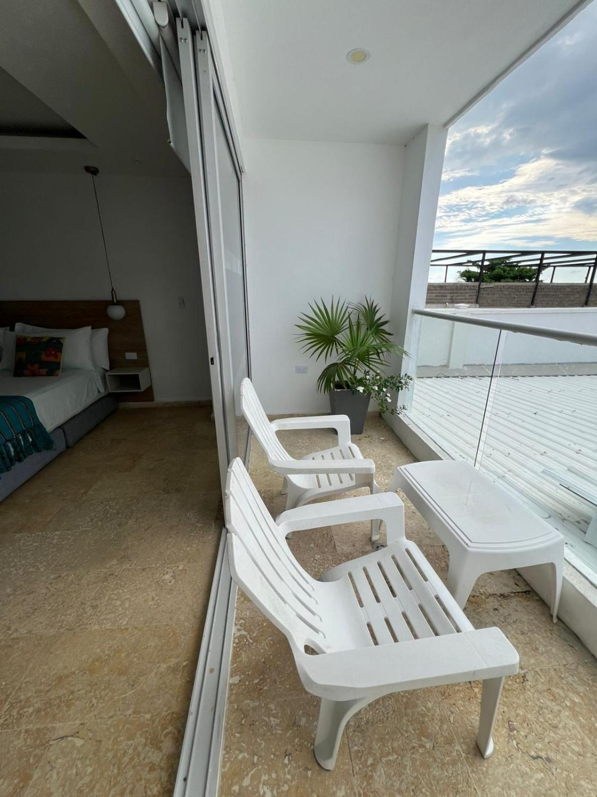 Coco By Croma Hotel *