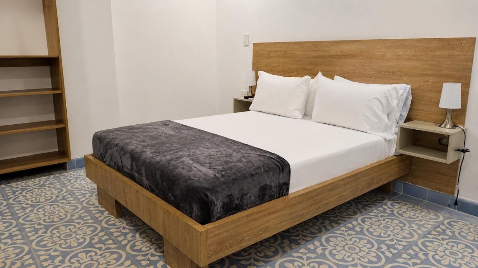 Coco By Croma Hotel *