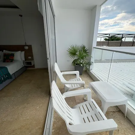 Coco By Croma Hotel *
